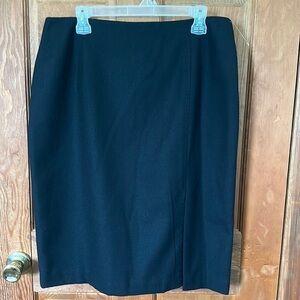 Rafael Women’s 100% Marina Wool Black Skirt Size 14
